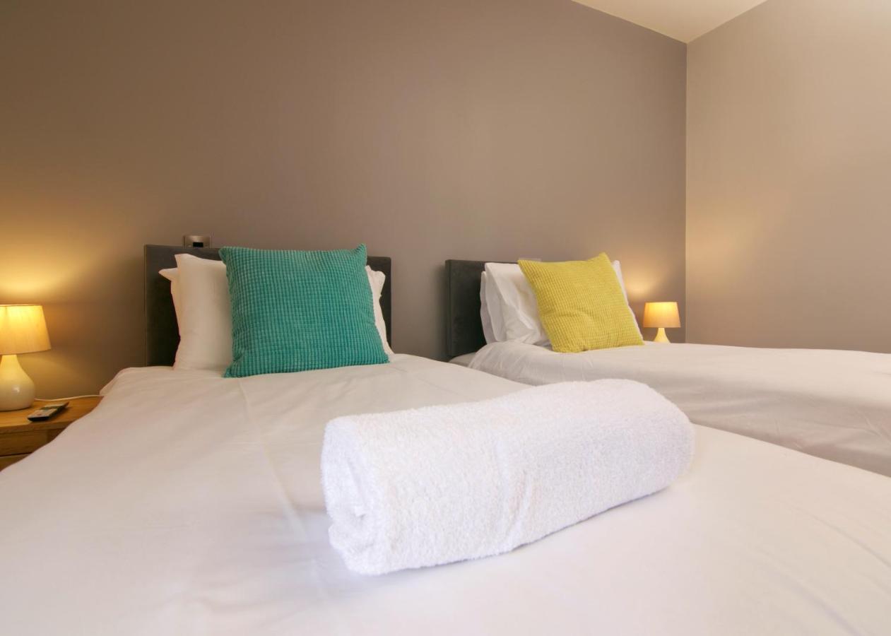 Apartmán Escape Ordinary At Castle Hume Enniskillen Exteriér fotografie