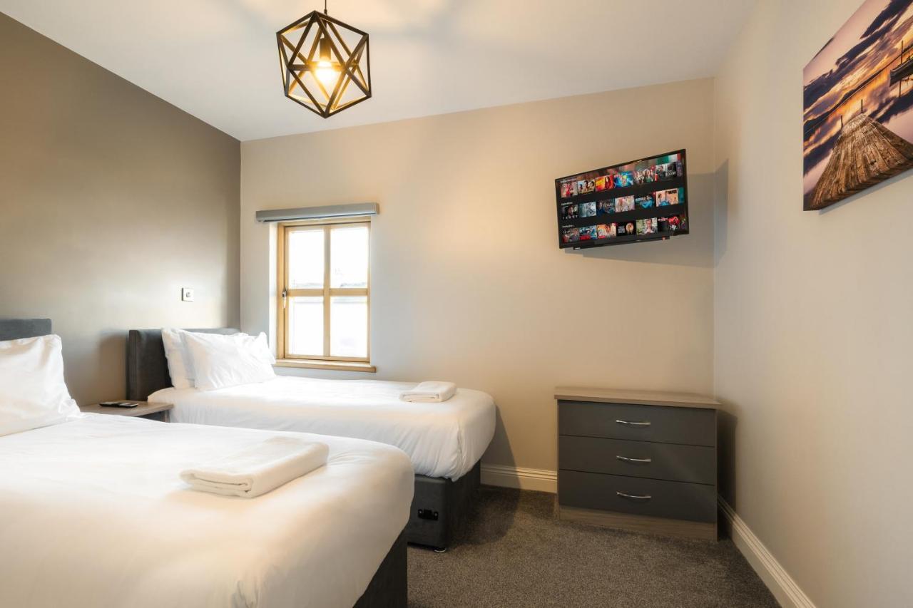 Apartmán Escape Ordinary At Castle Hume Enniskillen Exteriér fotografie