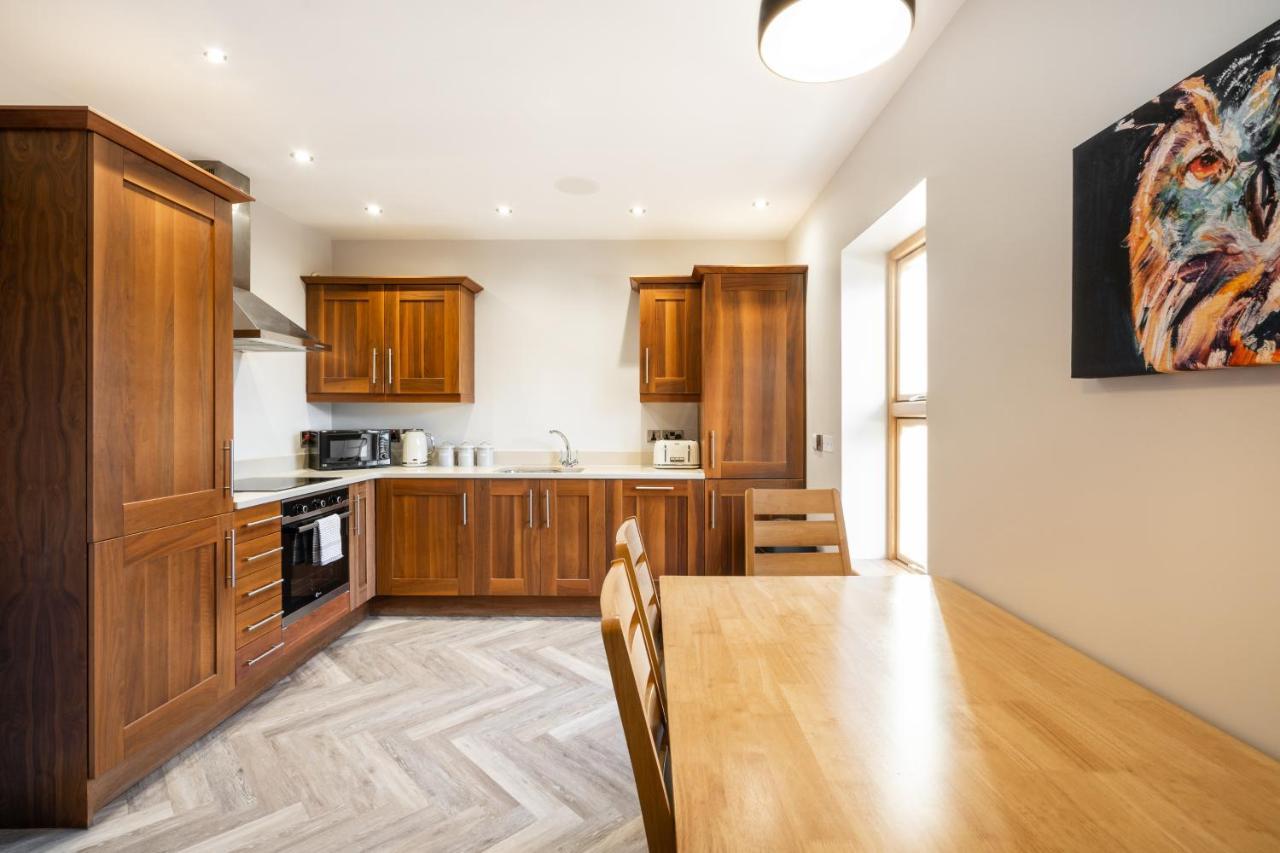 Apartmán Escape Ordinary At Castle Hume Enniskillen Exteriér fotografie